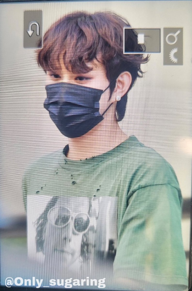Only_Sugaring's tweet photo. 220930 뮤뱅 정우
#정우 #JUNGWOO #NCT127 https://t.co/OpapVKkJdn