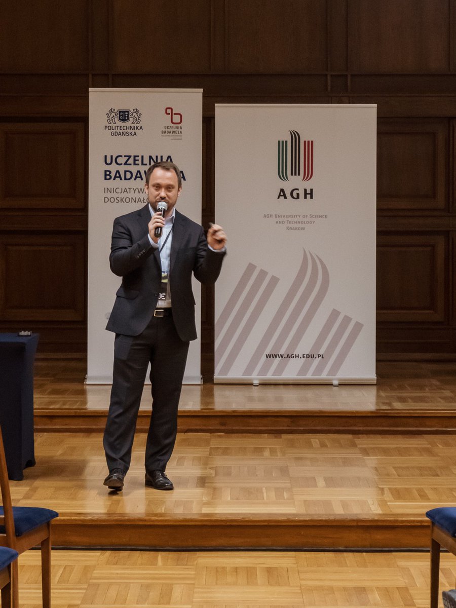 opi_pib's tweet photo. O potencjale wykorzystania danych ruchowych i okulograficznych na podstawie badań prowadzonych Laboratorium Interaktywnych Technologii rozmawialiśmy podczas konferencji „e-Technologie w Kształceniu Inżynierów”. Więcej o wydarzeniu: https://t.co/Rby7rVnzas
#AR #VR #opipib #opi https://t.co/U0oBoHIpQe