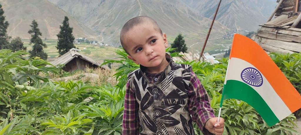 DadaravSarkate's tweet photo. #PositiveKashmir https://t.co/AuzaxHkOQf