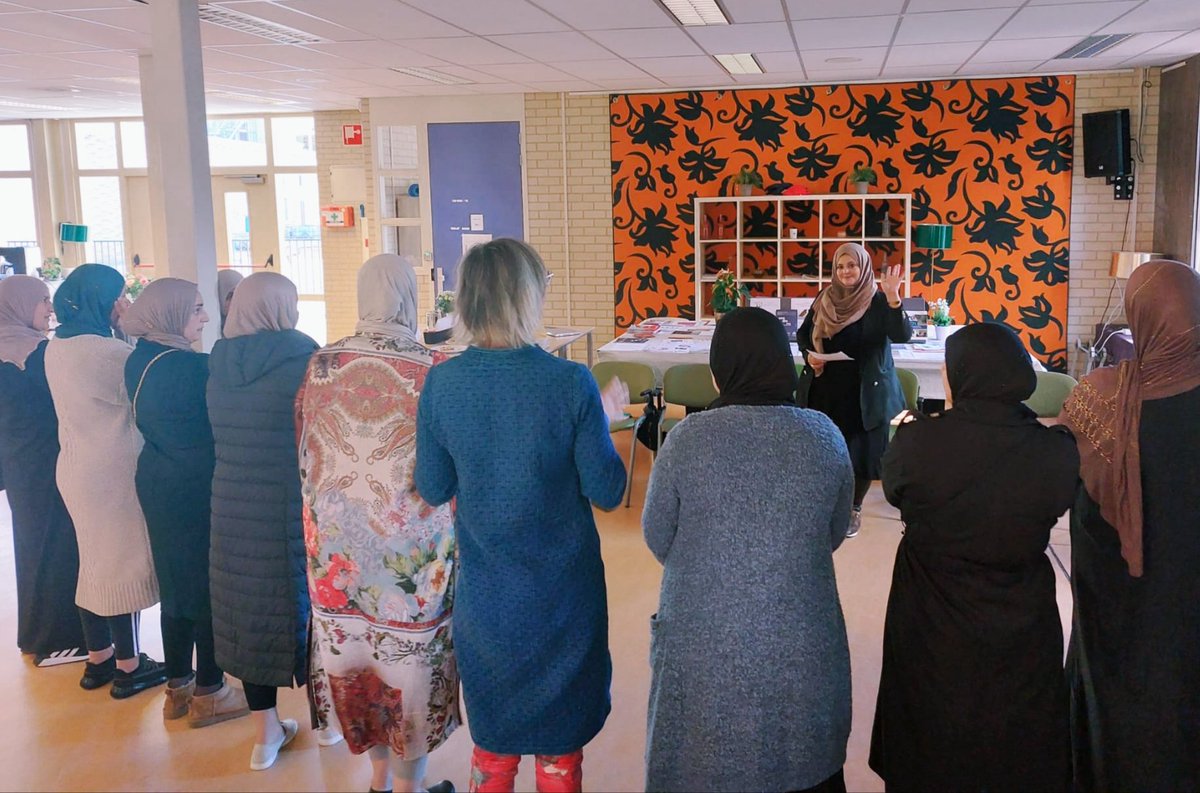 Stichting Vreedzaam tweet media