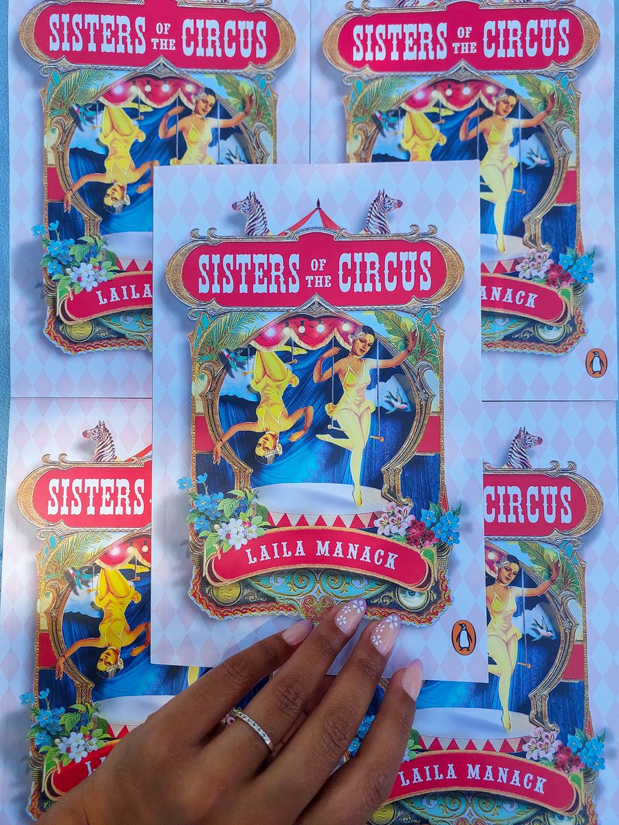 Laila 🌙 tweet media