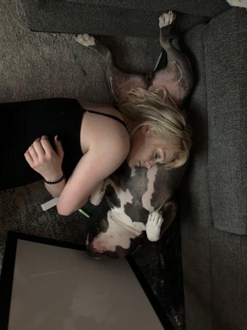 I miss my baby so fucking much !!! https://t.co/X7pjkd7CJd<a href="/tag/glassporn"class="tags"><span>#glassporn</span></a>