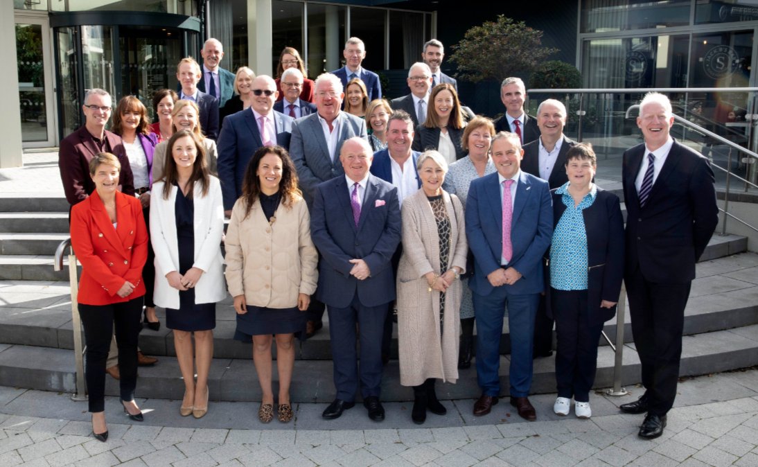 AtlantSheepdogs's tweet photo. Delighted to be a guest speaker at @Failte_Ireland Authority's meeting in @sligoparkhotel yesterday. Massive positivity about all #Sligo has to offer on the @wildatlanticway - exciting times ahead! @sligococo @SligoBID @OceanSandsHotel @StrandhillLodge @SligoFoodTrail @aoifep https://t.co/e1WJwTDWUR