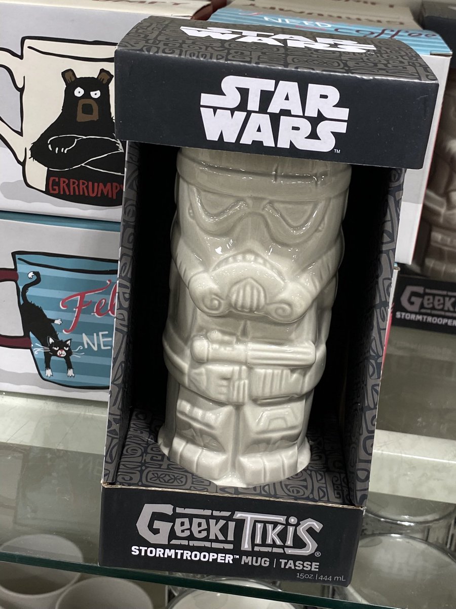 disneytipsguy's tweet photo. Awesome find yesterday! Just need Boba Fett now! #stormtrooper #Geekitiki #StarWars https://t.co/FpCQ06z6rJ