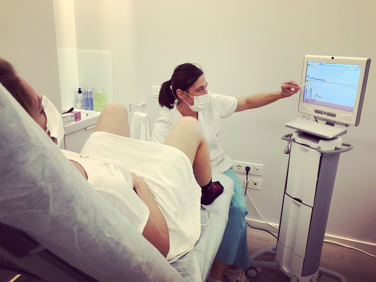 Terminamos semana y mes con tratamiento de #suelopelvico, con el conocimiento de @saruxpi y la tecnología #phenixliberty a vuestro servicio, electroestimulación para la reprogramación neuromuscular. Consúltanos ☎️945 107 728 #felizfinde #experienciakineé #vitoria #vitoriagasteiz