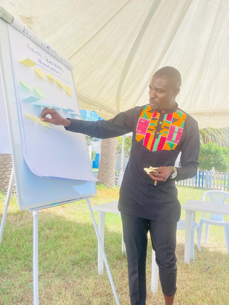AfricansRising's tweet photo. Currently, Muhammed Lamin @Saidykhan08 (Movement Coordinator) and @Lwangaancel (Communication and Media Lead) are facilitating a Movement building Training for Climate Activists. 

#AfricansRising
#Rise4OurLives
#AfricaWeWant https://t.co/rA0Hss4PAa