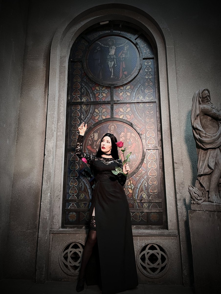 nabsta_nabsta's tweet photo. Мортиша Аддамс Home Alone, часть 3!)
#mortisha #Cosplay #addamsfamily #gothic https://t.co/CIbjJjLyg5
