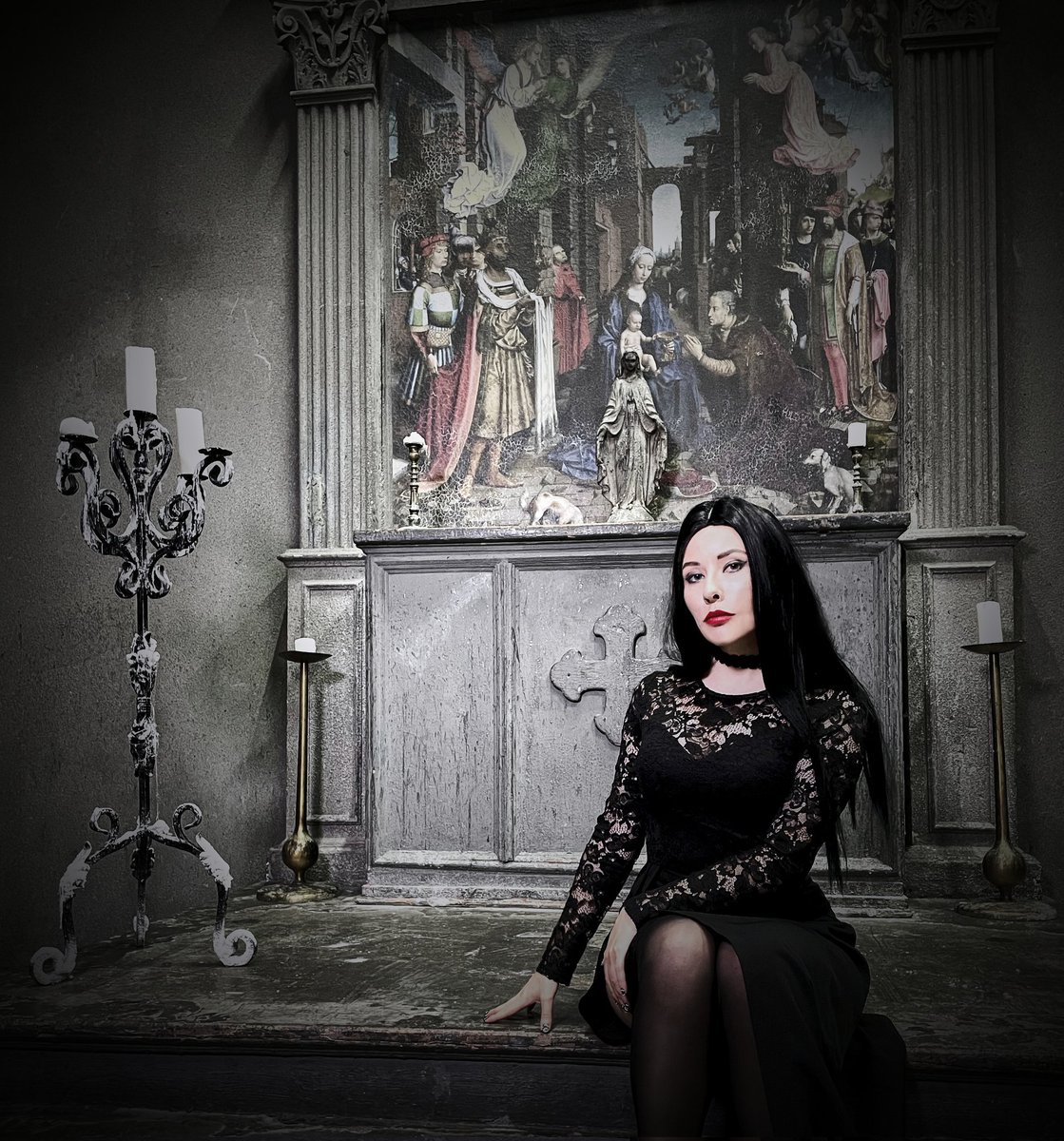 nabsta_nabsta's tweet photo. Мортиша Аддамс Home Alone, часть 3!)
#mortisha #Cosplay #addamsfamily #gothic https://t.co/CIbjJjLyg5