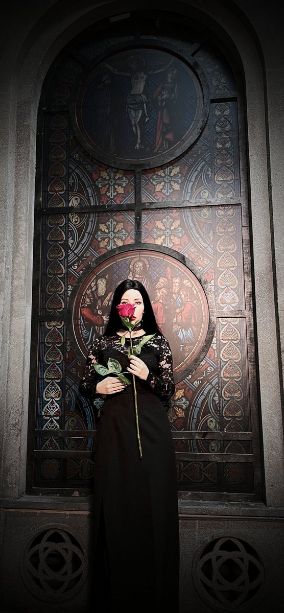 nabsta_nabsta's tweet photo. Мортиша Аддамс Home Alone, часть 3!)
#mortisha #Cosplay #addamsfamily #gothic https://t.co/CIbjJjLyg5