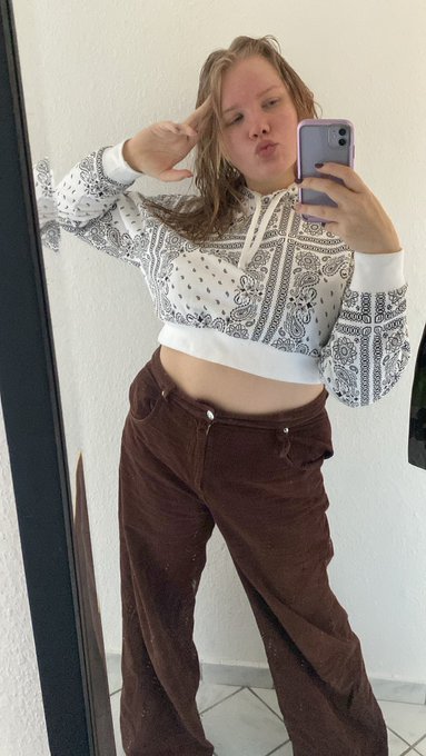 Hello~ How are you today? https://t.co/gZsohxF2vI<a href="/tag/chubbygirl"class="tags"><span>#chubbygirl</span></a><a href="/tag/onlyfansgirl"class="tags"><span>#onlyfansgirl</span></a>