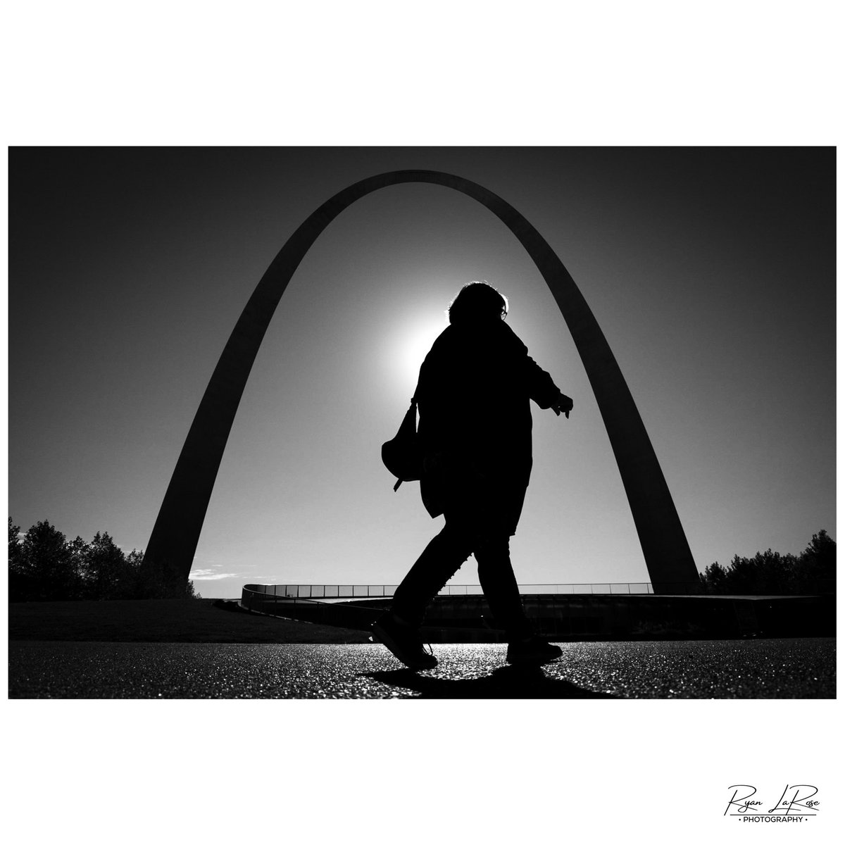RyanLarose's tweet photo. Gateway Arch
St. Louis, Missouri - 2022
Copyright Ryan LaRose

#canon #canonphotographers #eosrp #rp #mirrorless #photographer #photography #photo #photos #street #streetphotography #follow #followme #rfshooters #blackandwhite #monochrome #stl #stlouis #missouri #arch #stlarch https://t.co/g5bnc8o3uT