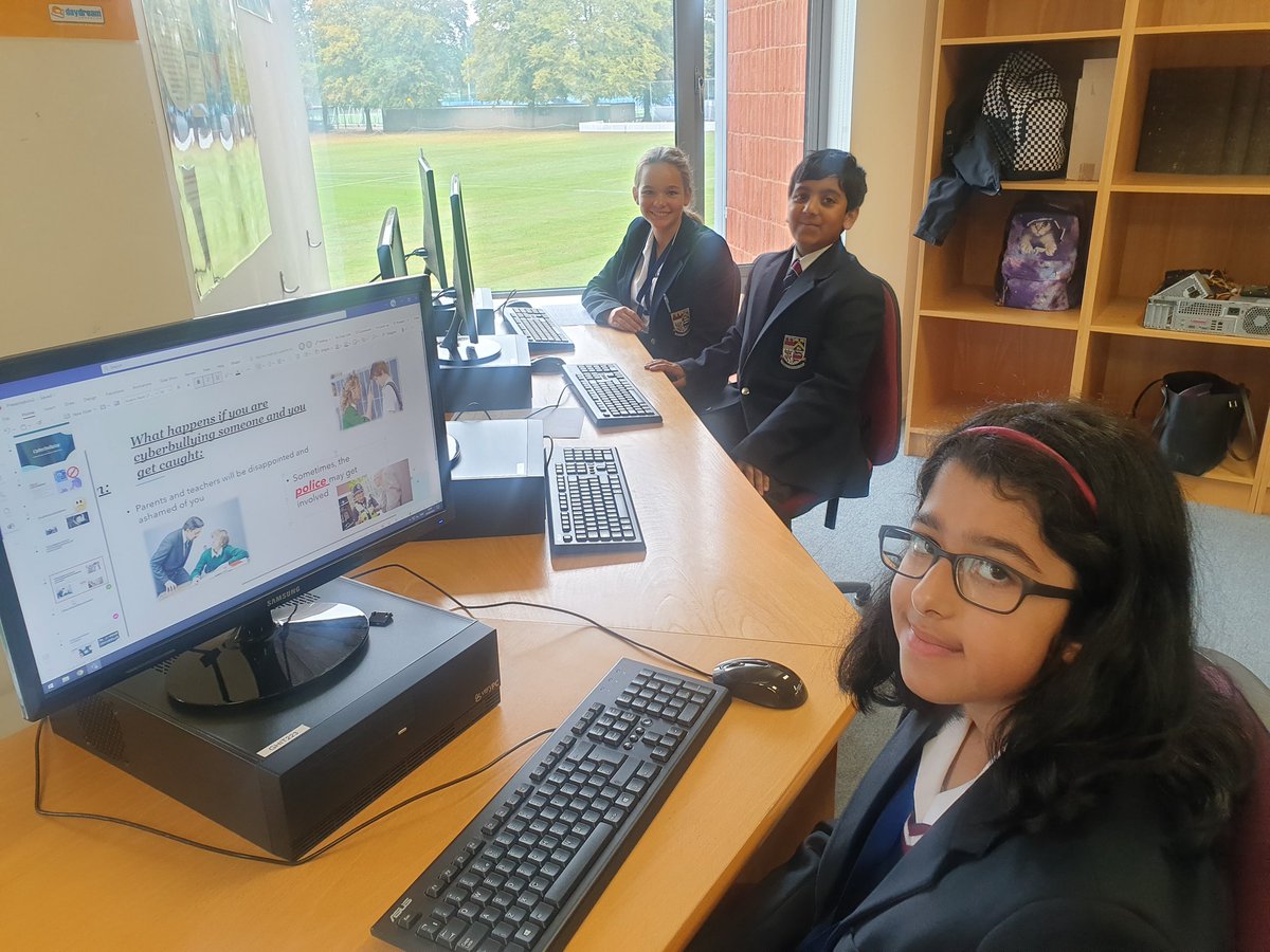 SolSchITComp's tweet photo. Thirds pupils are working collaboratively on creating cyberbullying presentations in small teams across the room without speaking to each other!   #fabwork #teamschat @SolSchITComp @solsch1560 https://t.co/CC9BuTycDH