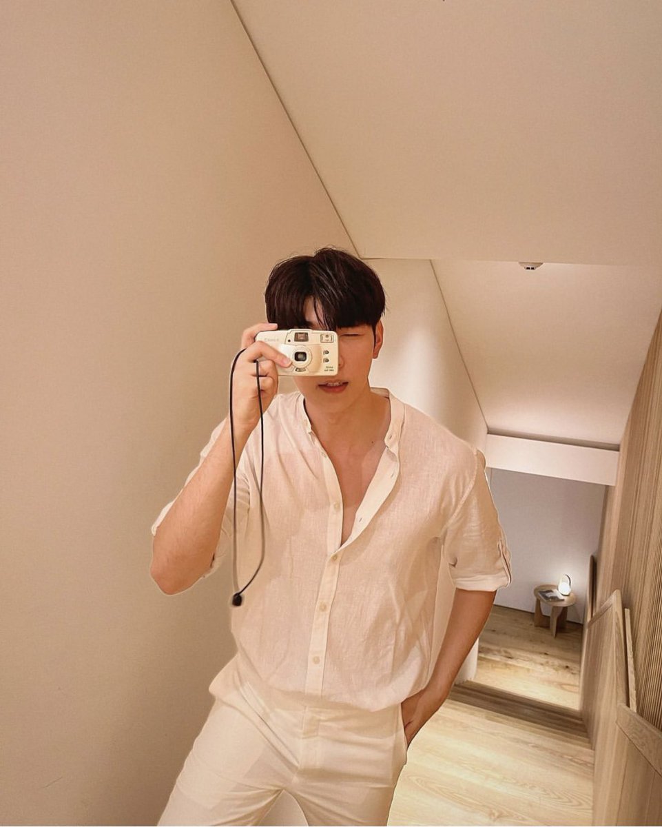 Kawfang_San's tweet photo. หล่อไปไหนนนนนนน #ก็อตอิทธิพัทธ์ https://t.co/KksfKxcpjh