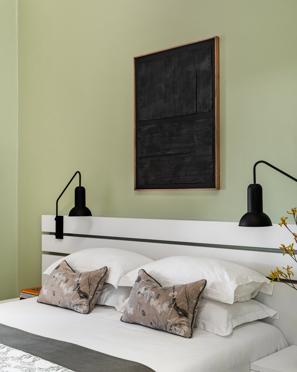 The Robertson Small tweet media