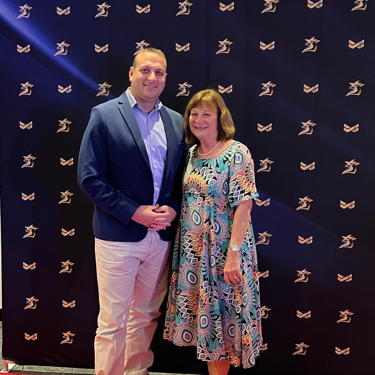 CainSlater1's tweet photo. Tonight was the Sydney Rooster NRLW Awards Night and it was a wonderful celebration of the team's achievements this year. The winner of the night's KARI Sydney Roosters player of the year award was Raecene McGregor, who was congratulated by her teammates and coach. https://t.co/yKv1hgkRh3
