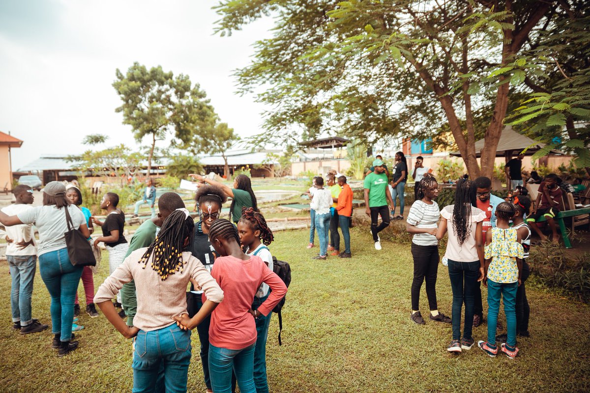 tabitha_homeng's tweet photo. Fun time for our kids, is another mode of taking risks, breaking limits and  expressing their creativity. 

#TGIF
#friday
#funday
#kidsclub
#outdoorgames
#tabithahome
#children https://t.co/9qQli4stJl