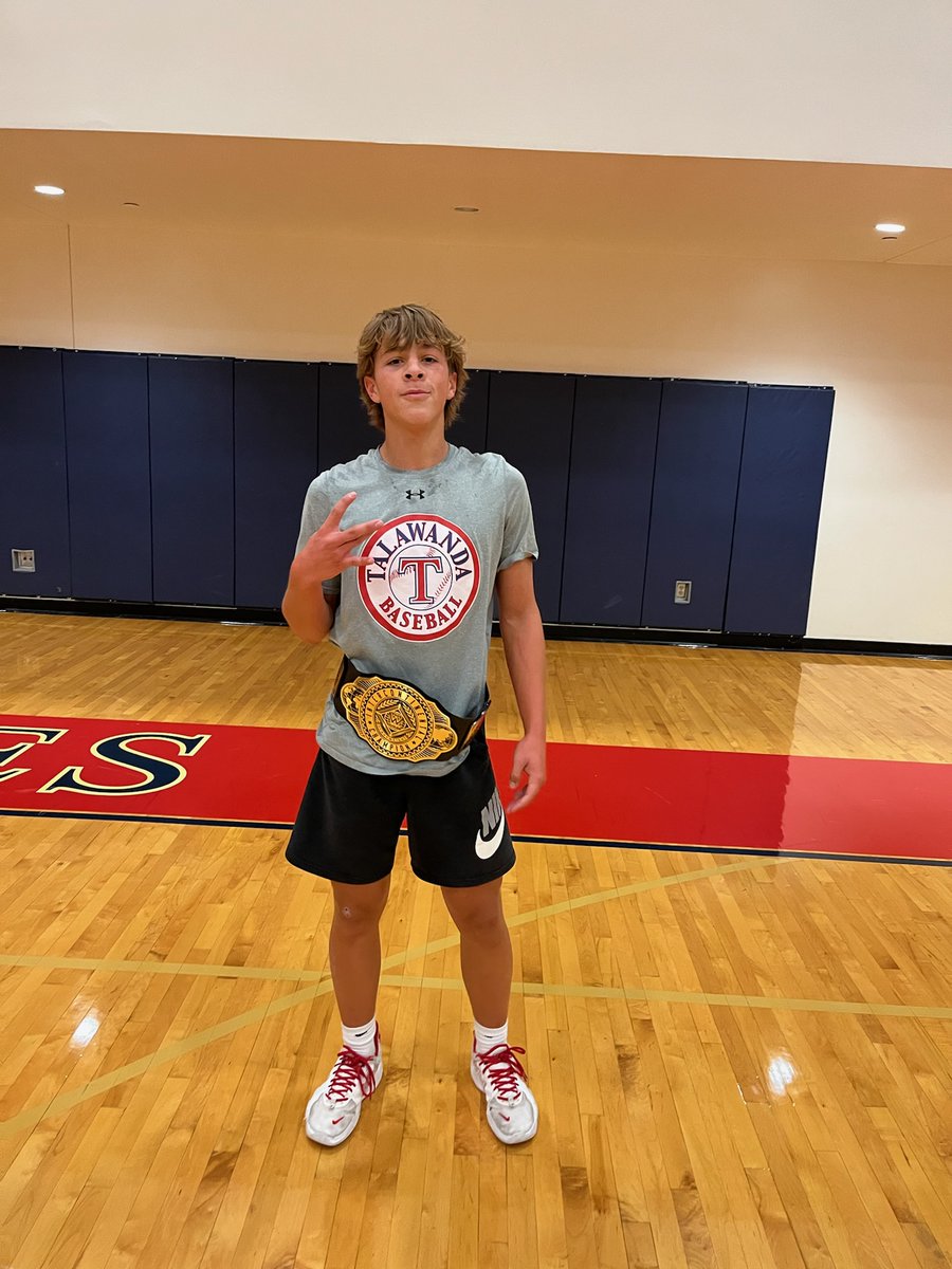 TalawandaBBall's tweet photo. We brought back KOC 👑 this morning, @Logan_Smith_32 walked in with it and @_Trevor_Norris_ walked out with it!!! @Bryce_Jamess and @isaiahmm24 both put up a fight as well. Belt will be back on the line next week. https://t.co/rjpoGljr9R