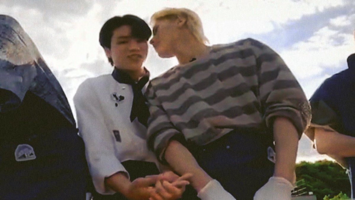 🦋 seonghwa targaryen on Twitter: "these gay bitches good for them"