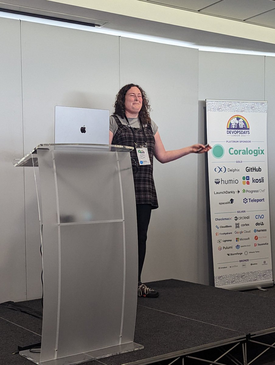 💎💀DevOpsDomi 💀💎 @KubeConEU/🇬🇧/🇺🇦/#BLM tweet media