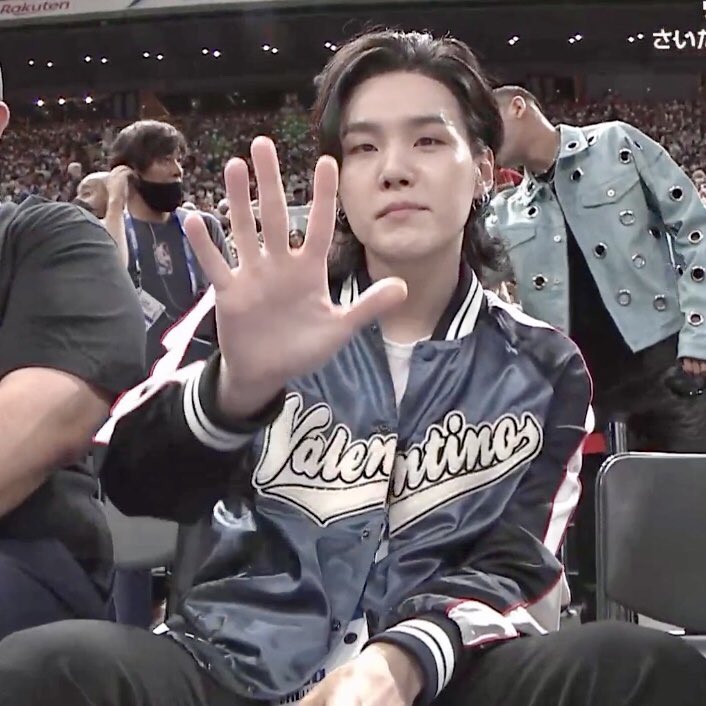 pm5_twt's tweet photo. NBA 윤기 🖤 https://t.co/XzHeBIAvAc