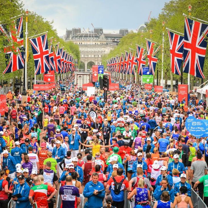EHSmith's tweet photo. As part of our 💯th year celebrations seven members of staff will be running in the prestigious #LondonMarathon on Sunday in support of our charity partners Teenage Cancer Trust. #WeRunTogether

Best of luck to everyone taking part!
🏃‍♀️🏃‍♂️ https://t.co/i3Pl3UoRrS https://t.co/zpu06Fi32q