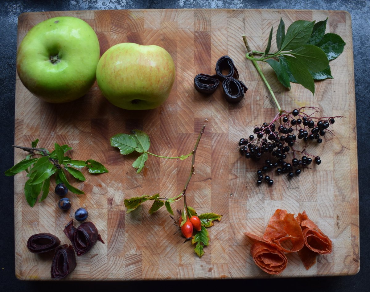 New blog post on apple and wild fruit leathers:

geoffdann.co.uk/apple-and-wild…

#foraging