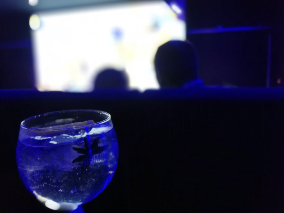 Geyser_Funny's tweet image. There are at least 7 great reasons why you should visit #BombayDistillery. I can reveal just a few of them, after my recent visit! 🧵

(Except for photos of the Gin Pouring Room and the big reveal🤫. Those deserve to be seen in person, and not spoiled!).