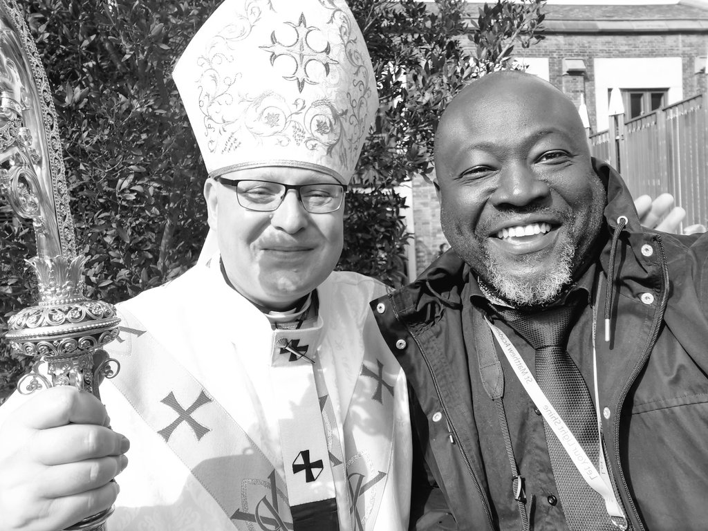 moderateuraxel's tweet photo. Back to my first domicile:beginning of the New School year
 #letyourlightshine
#southwarkarchdiocese https://t.co/U0XBeg4ybp