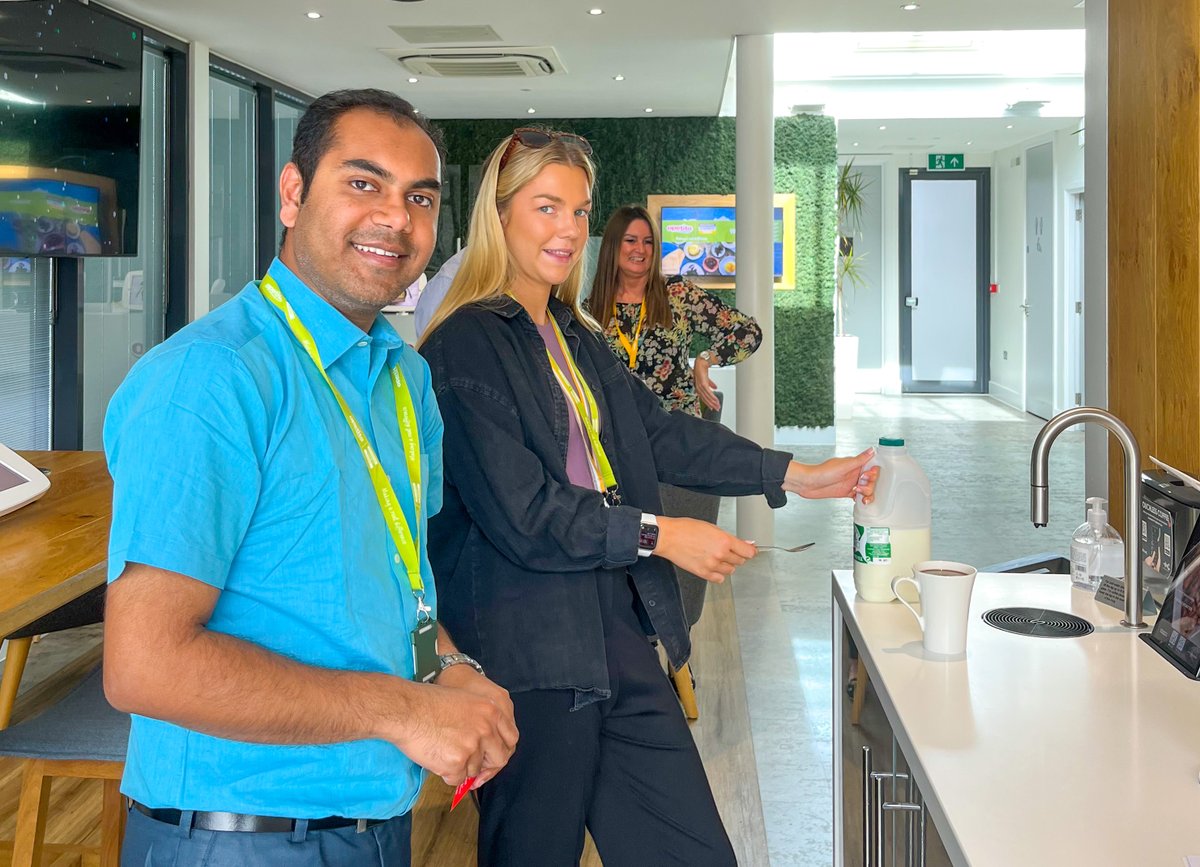 apetitouk's tweet photo. 2022 new graduate intake! 

Earlier this month, 15 new graduates started their apetito journey and were the first to experience our brand new immersive induction programme to showcase apetito’s core values and our business!

#graduateopportunities #apetitouk https://t.co/sznBwpOVIp