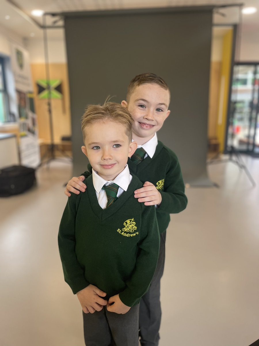 StAndrewsSW16's tweet image. Lights ✅ Camera ✅ Action 📸 We’re delighted to welcome @Mat_Hull to capture some precious moments with our children today!☺️