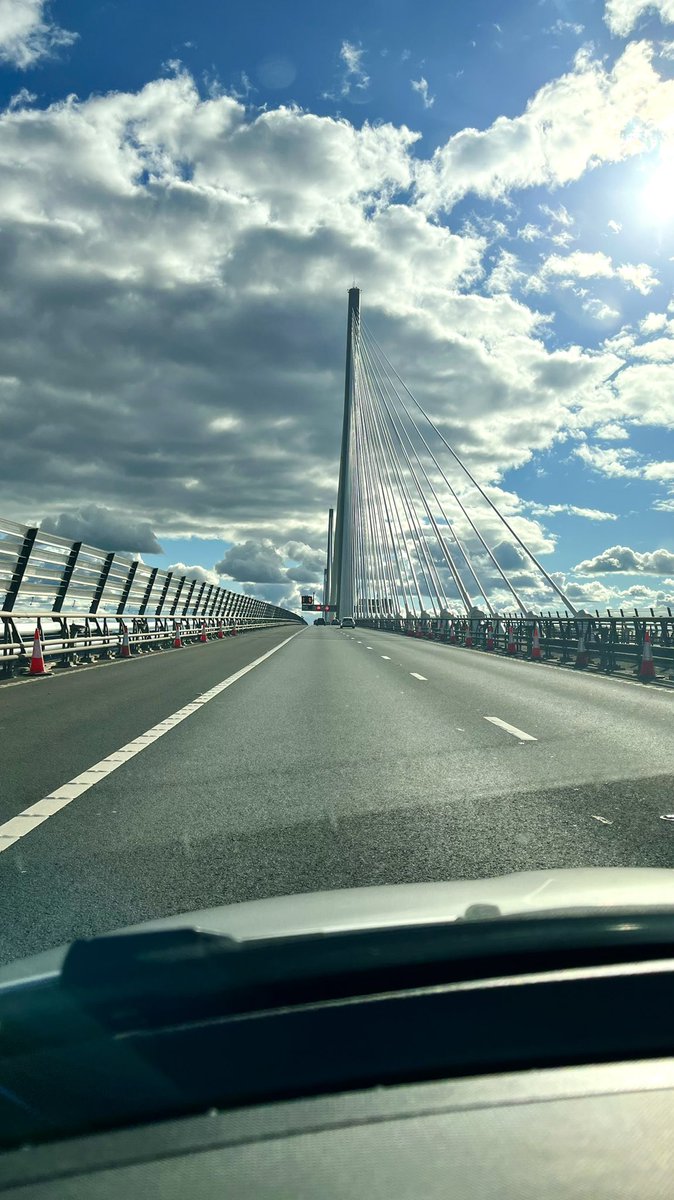 ShotsBug's tweet photo. @StormHour @RMetS @RainViewer Cloudy over the Queensferry Crossing #stormhour https://t.co/4J23bCtD8v