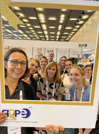 Gisela Michel 🎗️ (@michelunilu) on Twitter photo The <a href="/SIOPEurope/">SIOPE 🎗️</a> Psycho-social working group (at least part of it) meeting in person for the first time at #SIOP2022
<a href="/SIOPPPO/">SIOP-PPO</a> @UlliLeiss <a href="/LiesaWeiler/">Liesa Weiler</a> <a href="/marthagrootenhu/">Martha Grootenhuis</a> The <a href="/SIOPEurope/">SIOPE 🎗️</a> Psycho-social working group (at least part of it) meeting in person for the first time at #SIOP2022
<a href="/SIOPPPO/">SIOP-PPO</a> @UlliLeiss <a href="/LiesaWeiler/">Liesa Weiler</a> <a href="/marthagrootenhu/">Martha Grootenhuis</a>