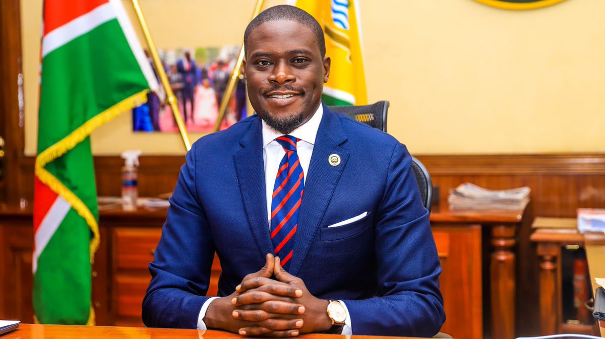 SakajaJohnson's tweet photo. All the functions previously transferred from the Nairobi County Govt to National Government are officially back. Thank you Lt. Gen Badi and the entire team at the @NMS_Kenya for your service to our people. #LetsMakeNairobiWork https://t.co/aeyAgDmQxi