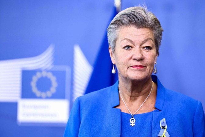 YlvaJohansson's tweet photo. I will give a statement on updated guidelines on #visa issuance and controls of Russian citizens at the EU’s external #borders 

🔴 LIVE ⏰ 14:00 CET

📺 https://t.co/EDrQJnCQi5 https://t.co/tJxi4REkTc