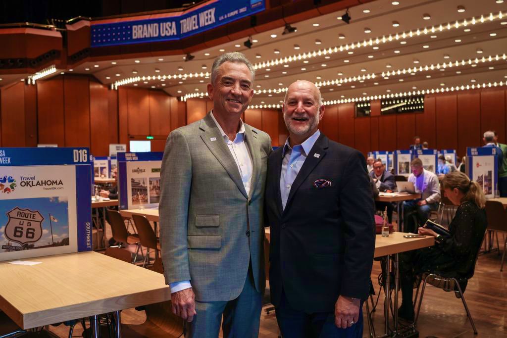 Chris Thompson tweet media