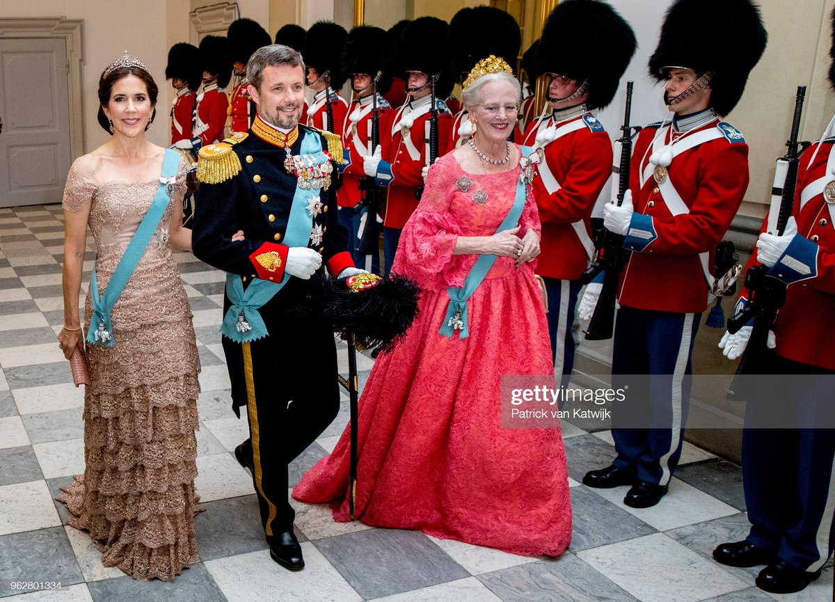 VLoveRoyalWorld's tweet photo. Queen Margrethe II, Crown Prince Frederik and Crown Princess Mary of Denmark will attend the funeral of Queen Elizabeth II.

The Queen of Denmark is a third cousin of Queen Elizabeth II through both King Christian IX of Denmark and Queen Victoria.

🇬🇧🇩🇰

https://t.co/ICIltm8N9V… https://t.co/gmqBk6rOfY