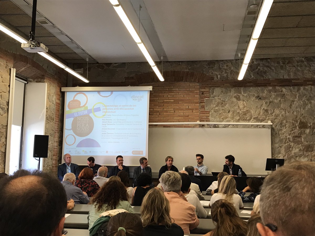 fundaciompla's tweet photo. Visualitzant horitzons i compartint experiències en el #CongrésDincat "Construint el futur: nous models per a noves realitats" on els #drets, els #suports, la #inclusió i la  #tecnologia han estat aspectes clau. https://t.co/YfxMZGN3FG