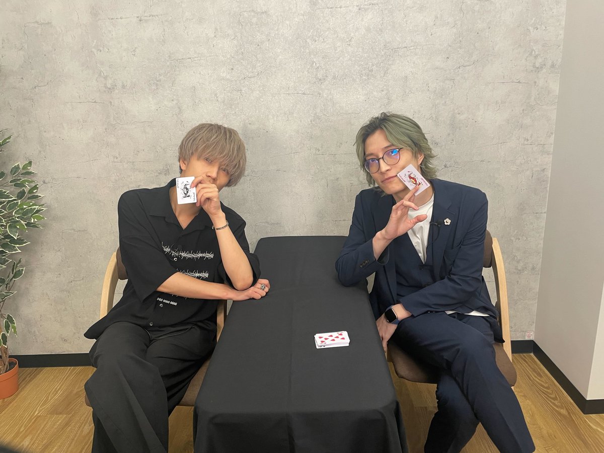 GAMDOL_info's tweet photo. このあと21時から配信開始です♠️♣️♥️♦️ https://t.co/9QIQAibsmq