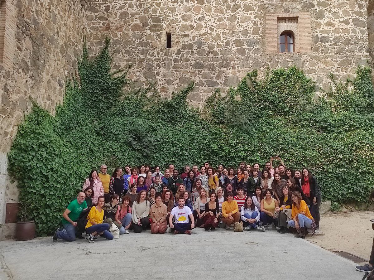 laniuada's tweet photo. Aquests dies estem a Toledo aprenent, compartint coneixement, creant xarxa i cooperant al congrés #ComunESS22 de @Reas_Red sobre comunicació i economia social i solidària.
Un plaer conèixer a gent tant bonica amb projectes meravellosos. Visca l’ESS! https://t.co/vOO4IJl2px