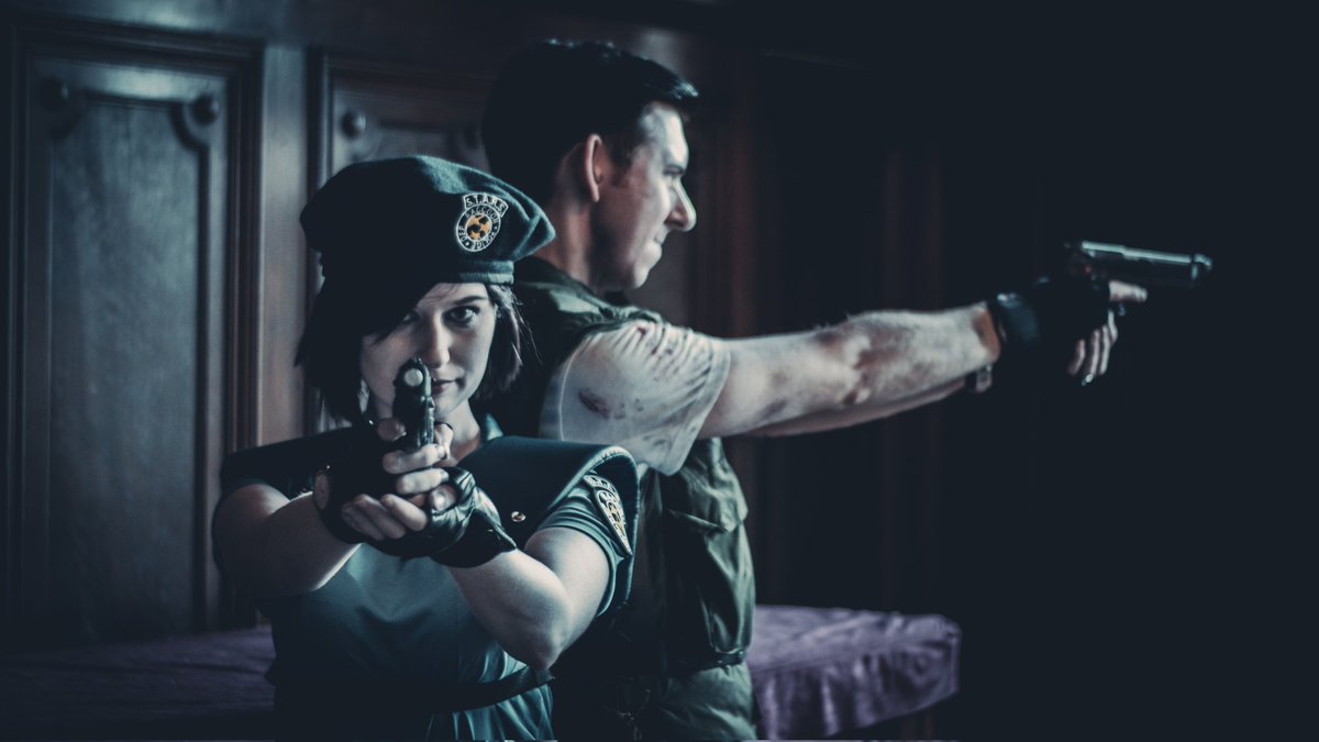 STARS Alpha Team, reporting for duty

<a href="/MasterCyclonis1/">Madam Bella Cosplays</a> and I teaming up at <a href="/SecretconUK/">SecretCon.co.uk</a> to survive the horrors of the mansion.

Photography and edit by @fotoblitzuk

<a href="/RE_Games/">Resident Evil</a> #residentevil #REBHFun