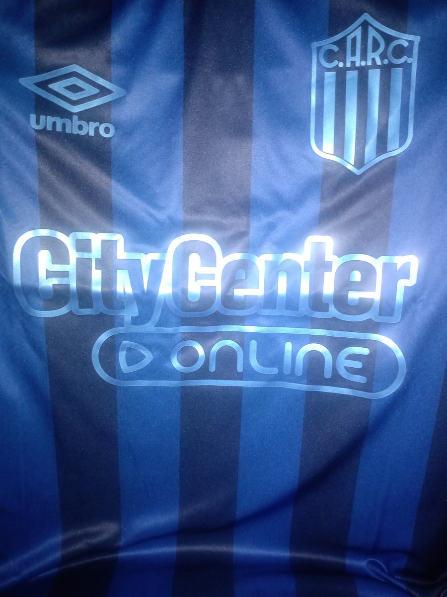 #Central 
¡ATENTI QUE HAY SORTEO! 😃

El viernes 7, el ganador/a de la nueva camiseta del Canalla (talle M) 💪

¿Cómo participas?🤔
✍️
*Seguí esta cuenta.
*Dale RT y MG a esta publicación.