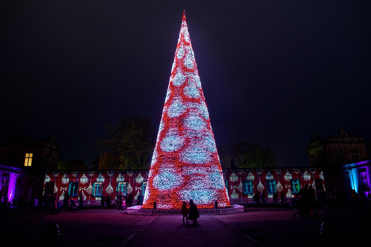 Recruitment events starting next week! Come to The Orangery at Longleat to chat about working in one of our varied team member roles for The Festival of Light. For full details and to pre-register click here: bit.ly/3eDc9eh