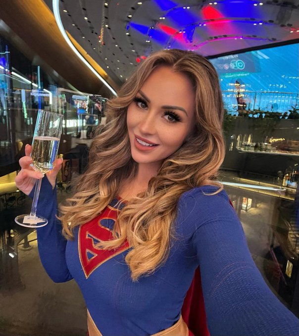 Even Super Girl needs a day off&hellip; https://t.co/OBvawJbSSx https://t.co/NHD2Kjv5Hl<a href="/tag/marvel"class="tags"><span>#marvel</span></a><a href="/tag/cosplay"class="tags"><span>#cosplay</span></a><a href="/tag/blackcat"class="tags"><span>#blackcat</span></a>