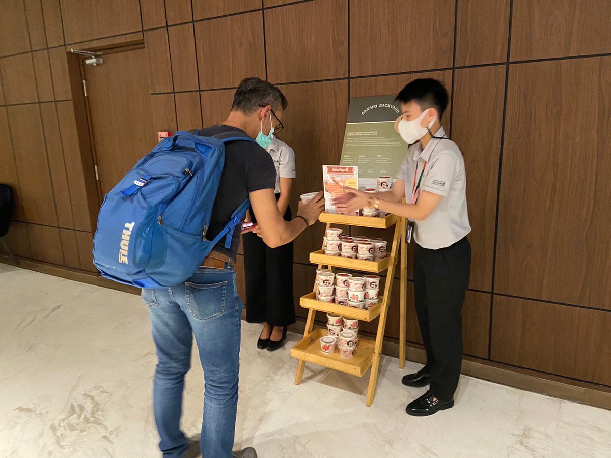 FPongphan's tweet photo. เทศกาลกินเจ ทานบัวลอยงาดำ น้ำขิง ชุ่มคอ ได้ที่โครงการ โอกะ เฮาส์ ค่ะ https://t.co/adQEuEMxil
