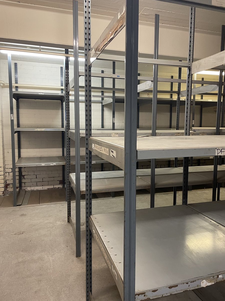 SlungLow tweet media