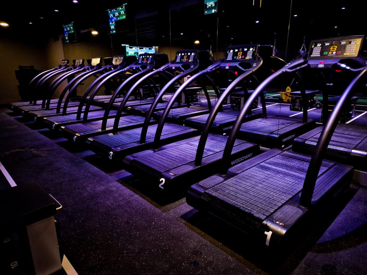 Another Cranlea Blaze install looking 🔥👌8 brand new Woodway 4Fronts in at David Lloyd Renfrew!  #blaze #davidlloyd #davidlloydclubs #woodway #woodwaytreadmills