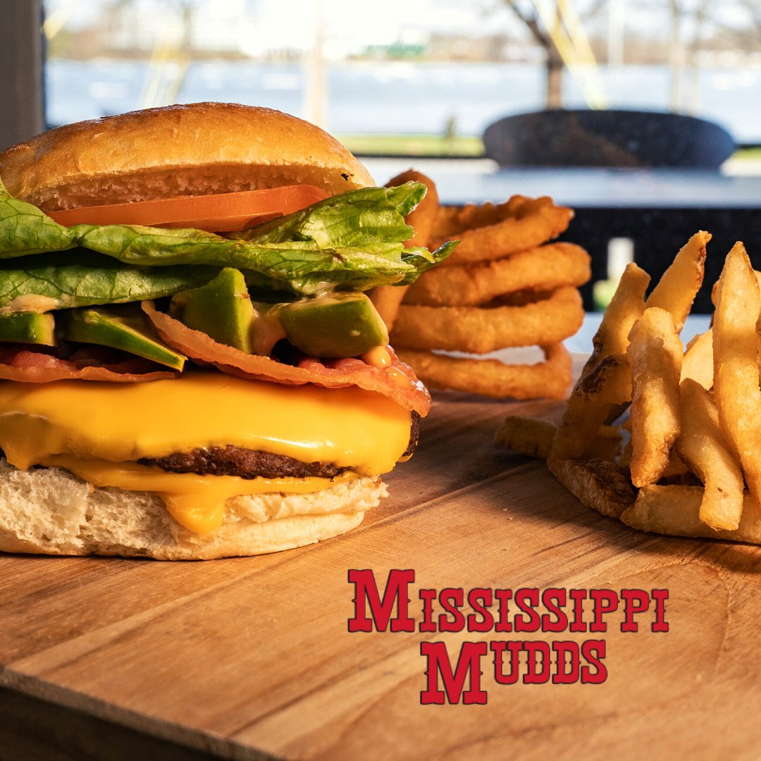 mississippimudd's tweet photo. Only a few days left to get your summertime favorites! Last day of the season is October 2nd! 

#SweetSummertime #GoodbyeSummer #Fall #Autumn #LastDay #EndOfTheSeason #ATreatToComeAndEat https://t.co/78E3nxc8ud