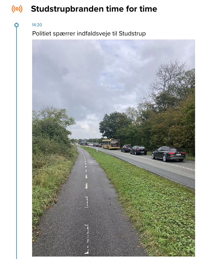 En halv time efter myndighederne holder pressemøde om Studstrupbranden, tænder de luftsirenerne og lukker indfaldsveje til byen. Det er sgu da skør timing. 
tv2ostjylland.dk/aarhus/live-lu…
