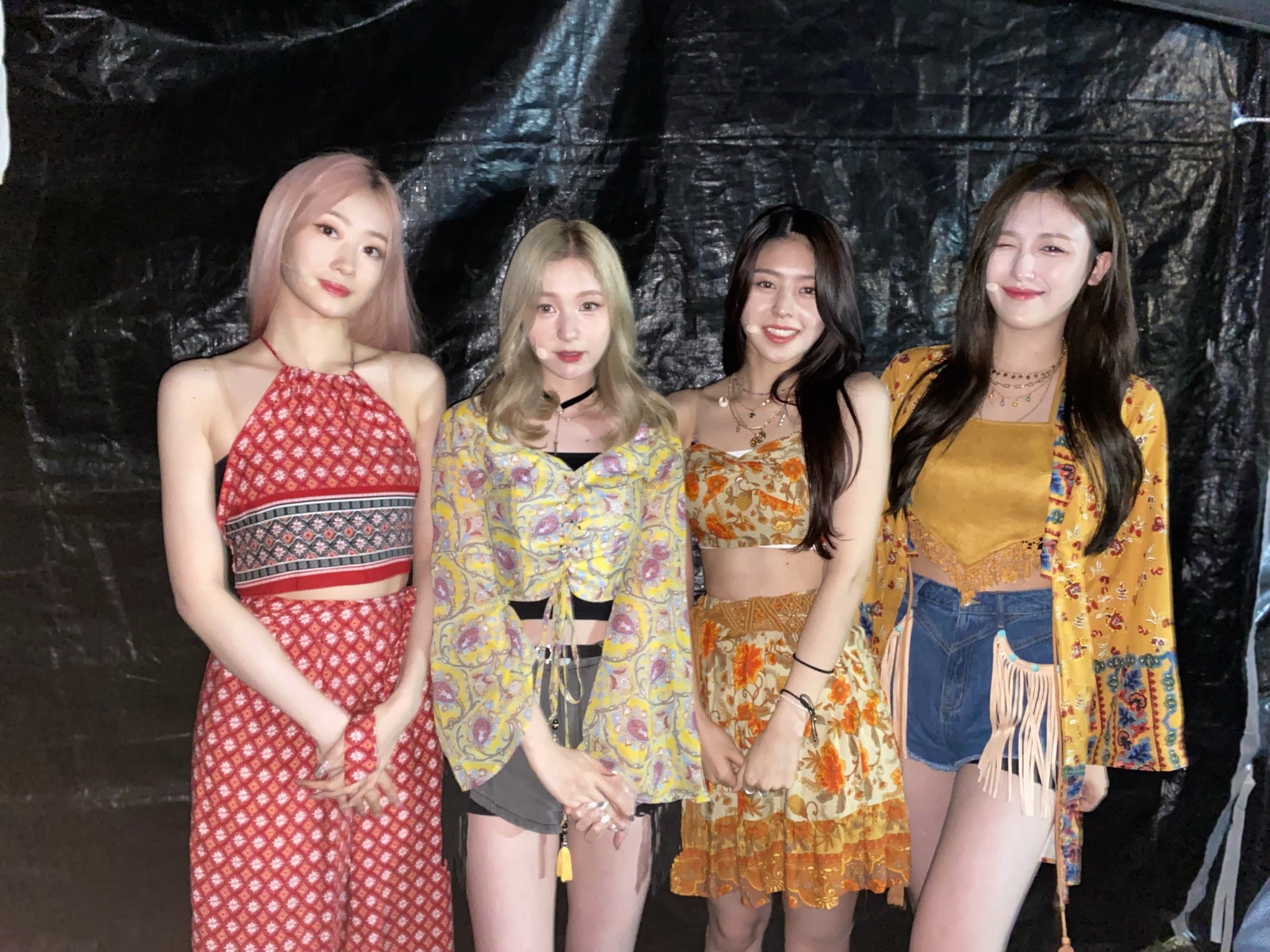 Fd5zbV5UAAAi_OS?format=jpg&name=large