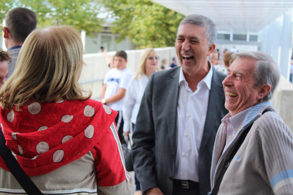 rafacliment_'s tweet image. Per fi! Després de 14 anys en barracons, el poble de #Muro té el nou Bracal! #GovernsAmbCompromís